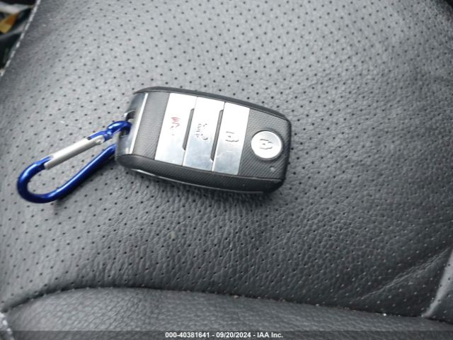 5XYKTDA69EG467719 KIA SORENTO LX