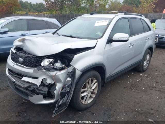 5XYKTDA69EG467719 KIA SORENTO LX