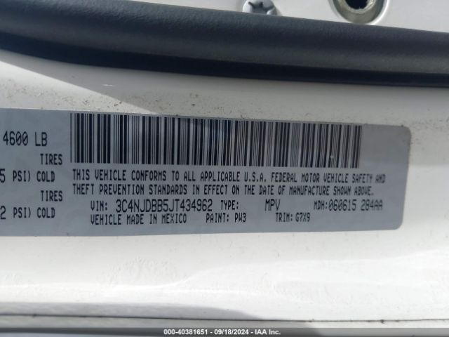 3C4NJDBB5JT434962 Jeep Compass Latitude 4x4