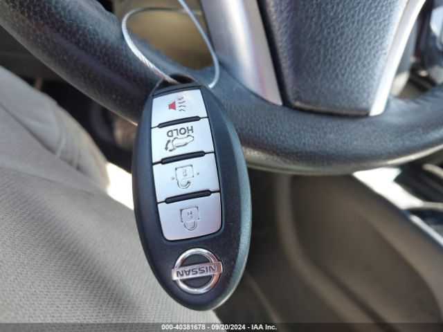 5N1AT2MT5EC823701 Nissan Rogue Sl