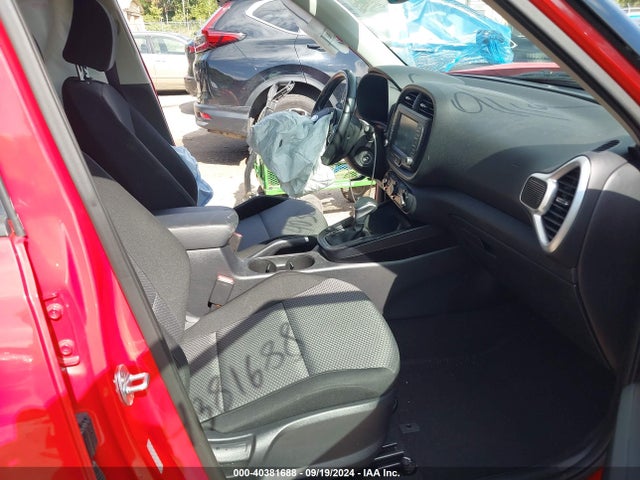 KIA Soul X-line 2020 KNDJ23AU8L7031378 Image 5