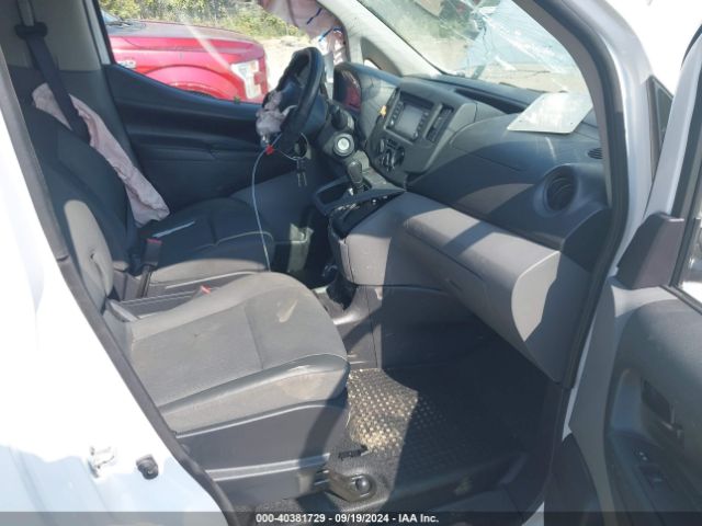 3N6CM0KN9HK700174 Nissan NV200 SV
