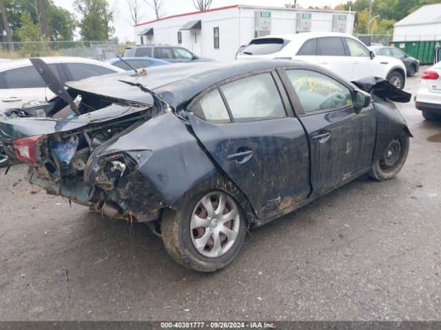 JM1BM1K7XF1253357 Mazda MAZDA3