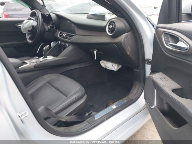 ZARFAMBN4N7665124 Alfa Romeo Giulia Ti Rwd