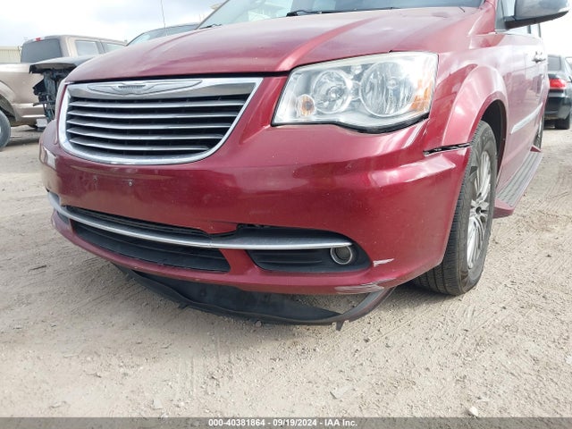 2C4RC1CG1GR247492 Chrysler Town & Country Touring-l Anniversary Edition
