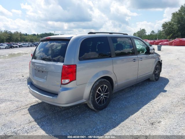 2C4RDGEGXJR140624 Dodge Grand Caravan Gt