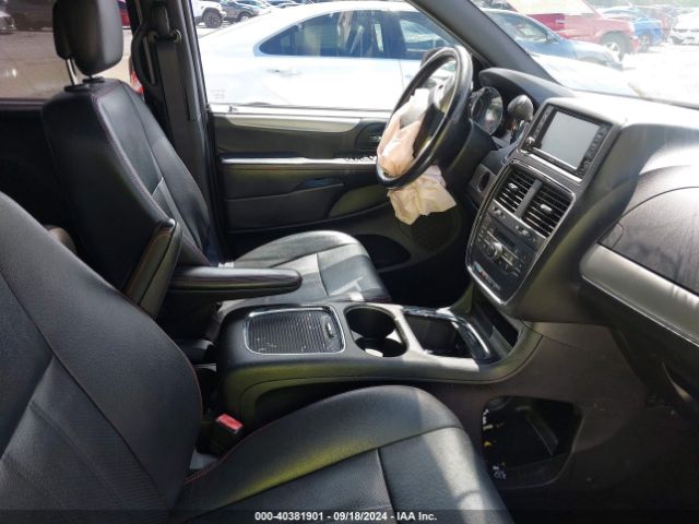 2C4RDGEGXJR140624 Dodge Grand Caravan Gt