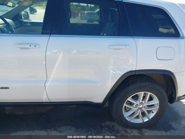 1C4RJEAG3HC789025 Jeep Grand Cherokee Laredo 4x2