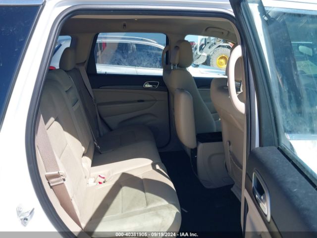1C4RJEAG3HC789025 Jeep Grand Cherokee Laredo 4x2