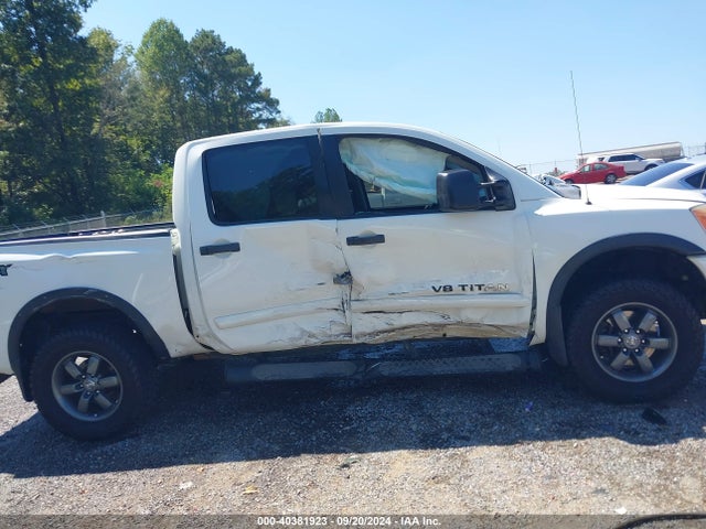 Nissan Titan Pro-4x 2014 1N6BA0EC5EN502146 Image 13