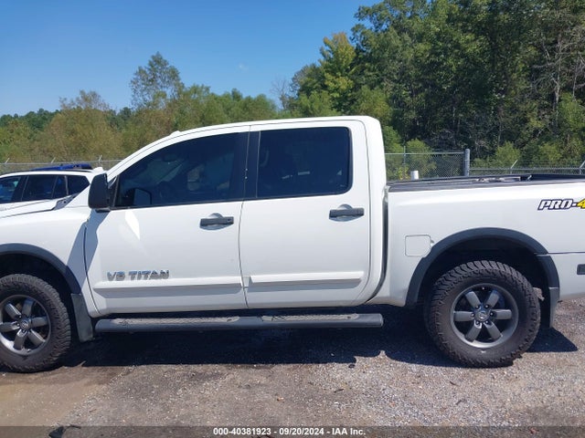 Nissan Titan Pro-4x 2014 1N6BA0EC5EN502146 Image 14