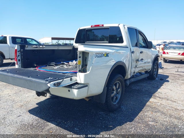 Nissan Titan Pro-4x 2014 1N6BA0EC5EN502146 Image 4