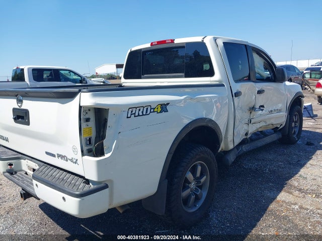 Nissan Titan Pro-4x 2014 1N6BA0EC5EN502146 Image 6
