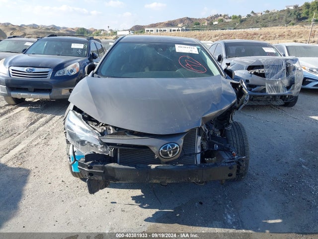 Toyota COROLLA SE 2018 5YFBURHE5JP819434 Image 13