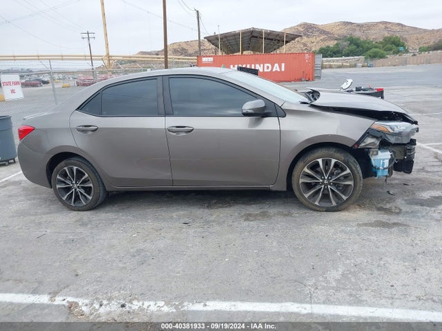 Toyota COROLLA SE 2018 5YFBURHE5JP819434 Image 14