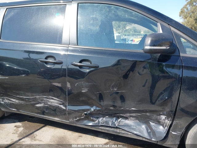 KIA SEDONA LX 2016 KNDMB5C15G6094414 Image 6
