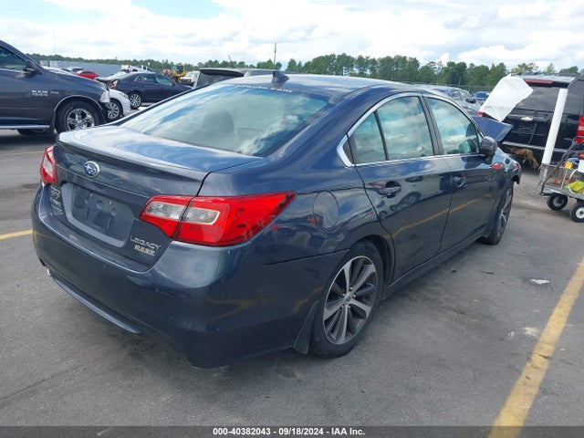 4S3BNAN68H3033318 Subaru Legacy 2.5i Limited