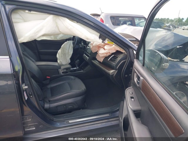 4S3BNAN68H3033318 Subaru Legacy 2.5i Limited