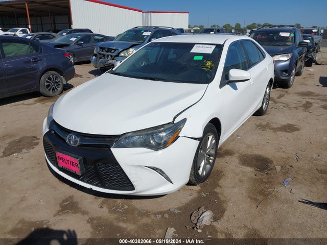 Toyota CAMRY SE 2017 4T1BF1FK5HU329802 Image 2