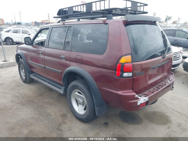 2001 MITSUBISHI MONTERO SPORT JA4LS21H61P017797 Photo 2