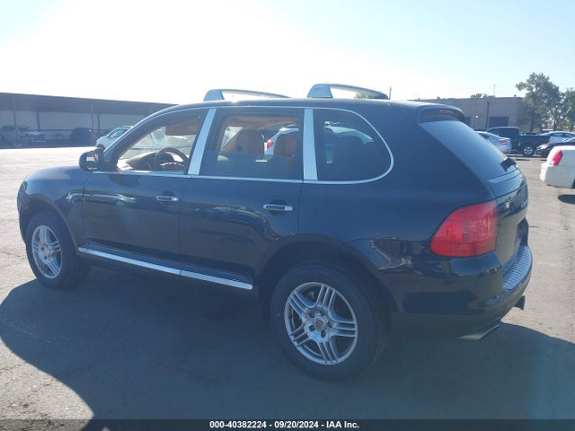 2004 PORSCHE CAYENNE WP1AB29P04LA67002 Photo 2