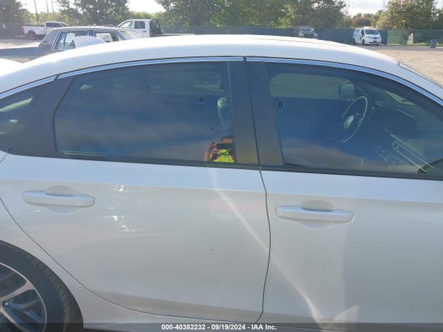 Honda Civic Touring 2024 2HGFE1F95RH324210 Image 14