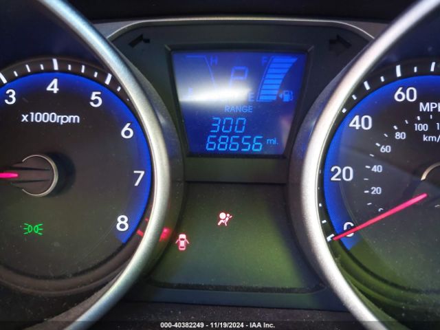 KM8JT3AF5FU001822 Hyundai TUCSON GLS