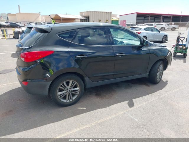 KM8JT3AF5FU001822 Hyundai TUCSON GLS