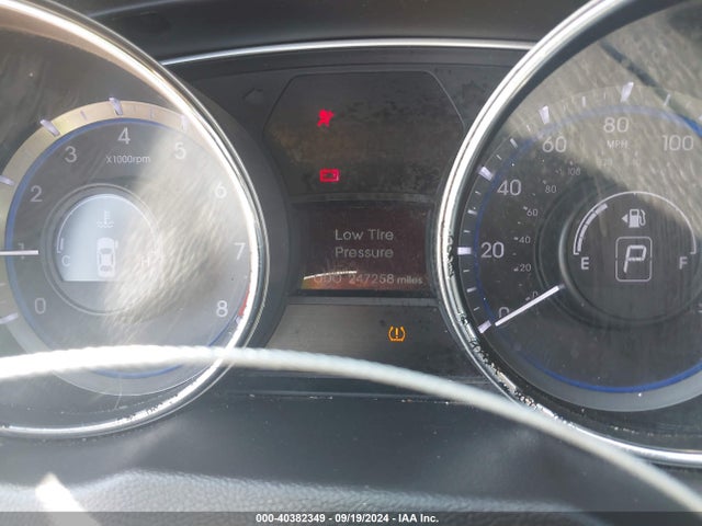 5NPEB4AC3EH946555 Hyundai SONATA GLS