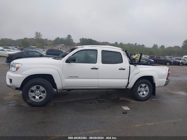 Toyota Tacoma Base V6 2015 3TMLU4EN6FM195525 Image 14