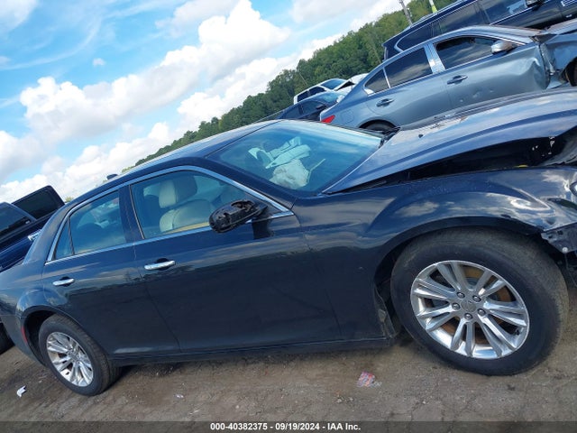 Chrysler 300C 2016 2C3CCAEG0GH282392 Image 13