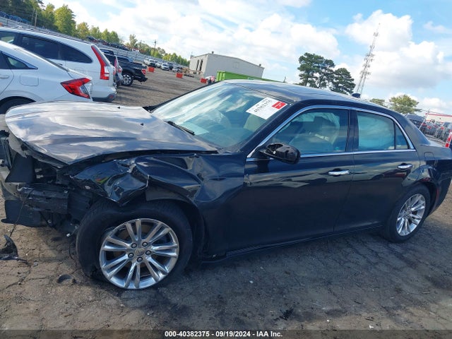Chrysler 300C 2016 2C3CCAEG0GH282392 Image 17