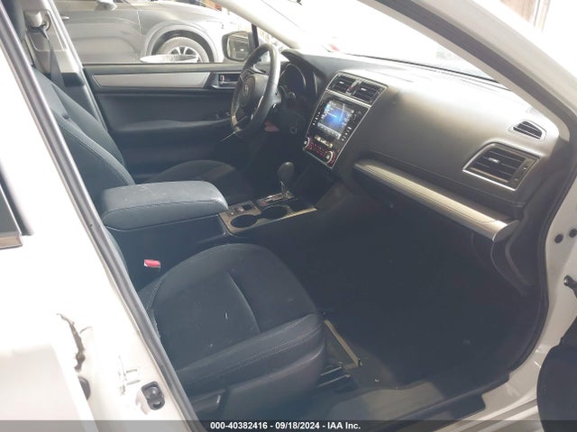 4S3BNAC6XJ3008915 Subaru Legacy Premium