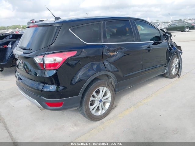 Ford ESCAPE SE 2017 1FMCU0GD5HUC10118 Image 4
