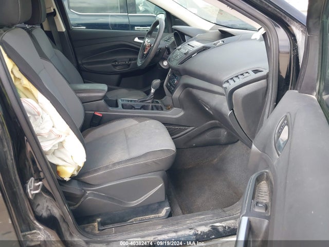 Ford ESCAPE SE 2017 1FMCU0GD5HUC10118 Image 5