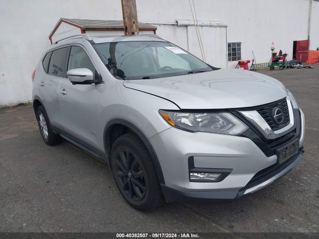 2018 5N1ET2MV9JC797424 main image