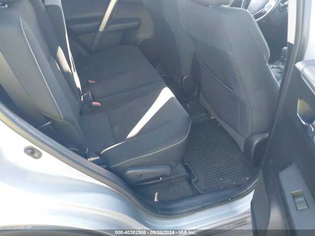 Toyota Rav4 Xle 2017 2T3RFREV1HW561779 Image 8