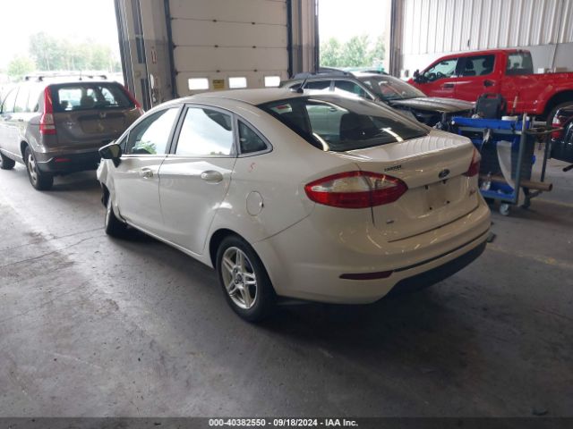 3FADP4BJ3KM115126 Ford FIESTA SE
