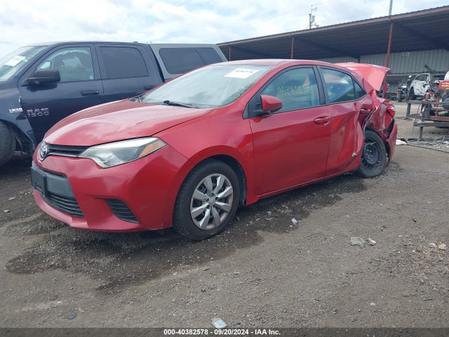 Toyota COROLLA LE 2015 5YFBURHE1FP333923 Image 2