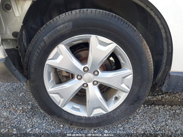 Subaru Forester 2.5i Premium 2014 JF2SJAECXEH470609 Image 11