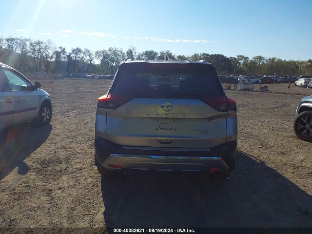 JN8AT3DD0MW312143 Nissan Rogue Platinum Intelligent Awd