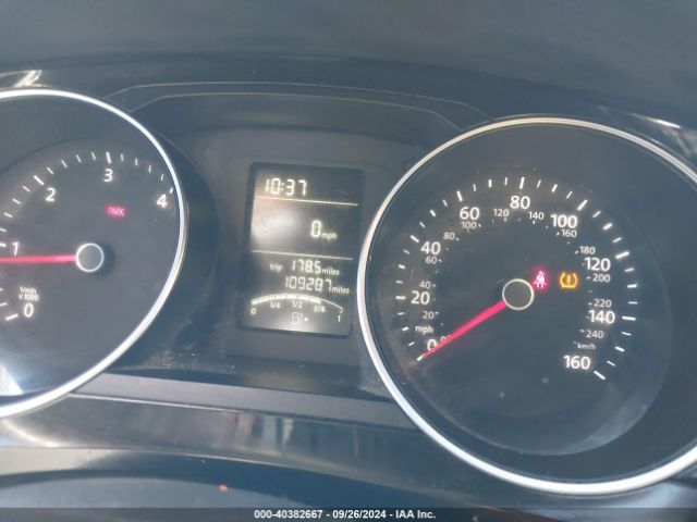 3VW3A7AJ8FM241639 Volkswagen Jetta 2.0l Tdi S