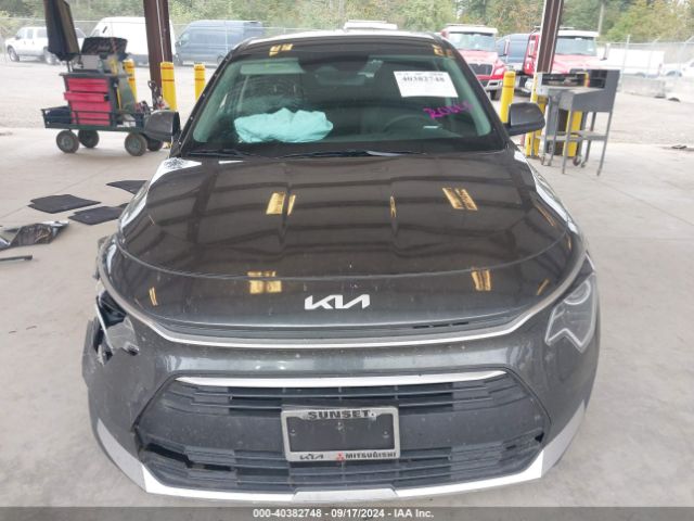 KNDCP3LE2R5119265 KIA NIRO LX