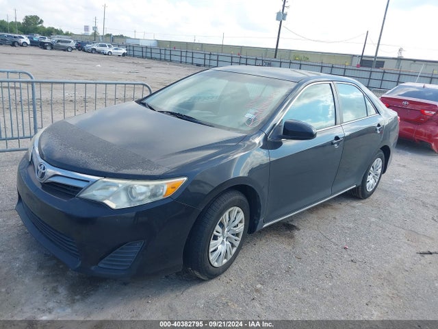 Toyota CAMRY LE 2014 4T4BF1FK8ER408317 Image 2