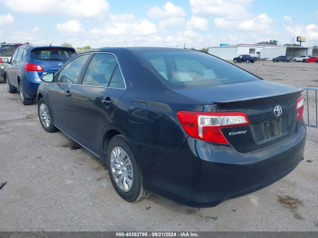 Toyota CAMRY LE 2014 4T4BF1FK8ER408317 Image 3
