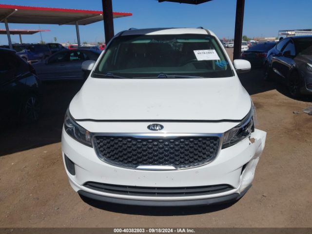 KNDMB5C11H6333703 KIA SEDONA LX