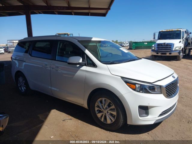 KNDMB5C11H6333703 KIA SEDONA LX