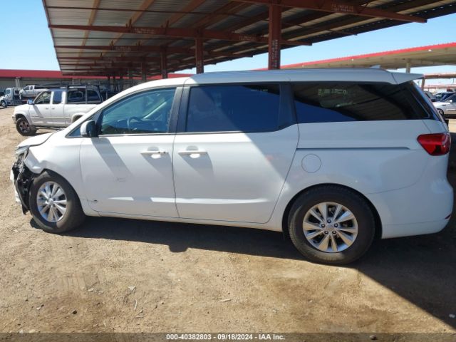 KNDMB5C11H6333703 KIA SEDONA LX