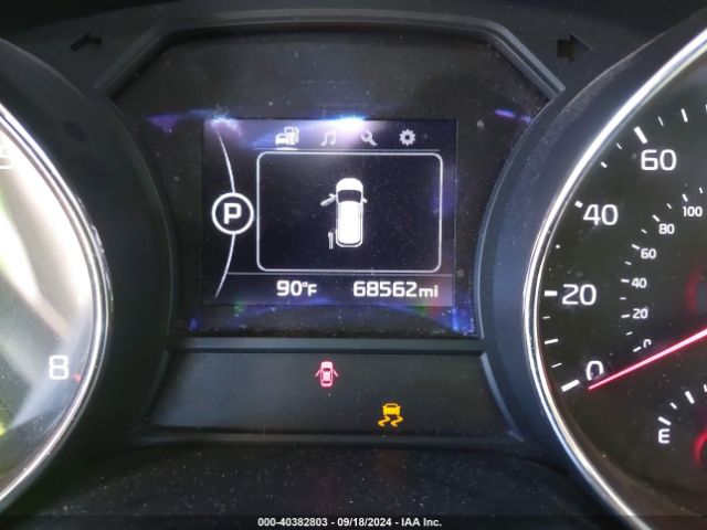 KNDMB5C11H6333703 KIA SEDONA LX