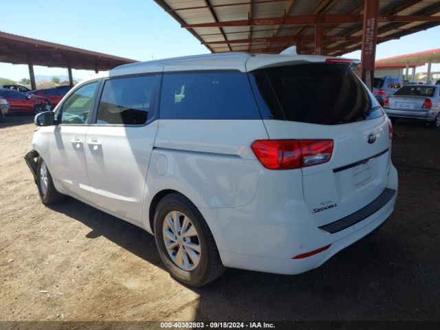 KNDMB5C11H6333703 KIA SEDONA LX